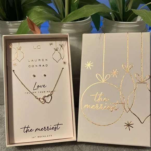 Lauren Conrad necklace/earrings set - Picture 4 of 6